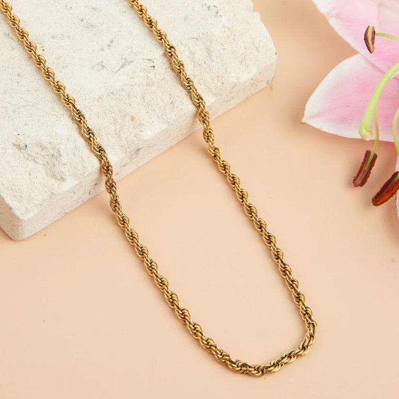 Twisted Chain Necklace