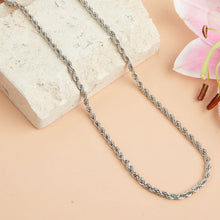 Twisted Chain Necklace