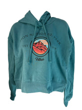 Circle Watchman W Crop String Crew