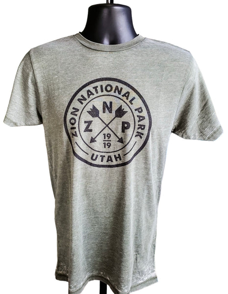 REST&RECREATION★韓国★RR ARROW POINT SPRAY PRINTED T-SHIRT rest & recreation] RR ARROW POINT SPRAY PRINTED T-SHIRT